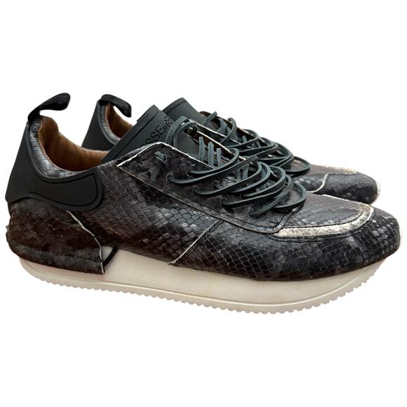 Esseutesse Leather Non Fringe Sneaker in Black Python Size 41 - Picture 1 of 11